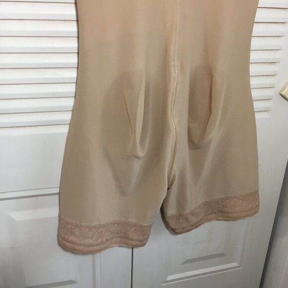 sz l nude open bust mid thigh bodysuit shapewear latch hook front zip bottom - Picture 5 of 7